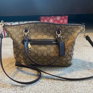 FINAL CALL - Removing 2/24/24 - Coach Crossbody Purse